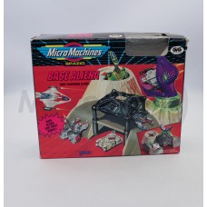 Micro Machines serie spazio base aliena Gig Galoob usata 